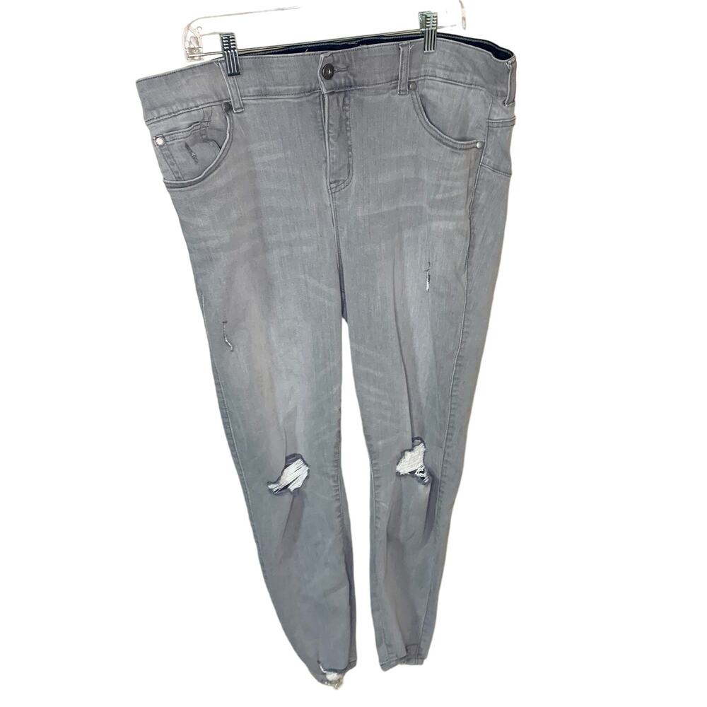 Torrid Grey Bombshell Super Soft Skinny Jeans 20R